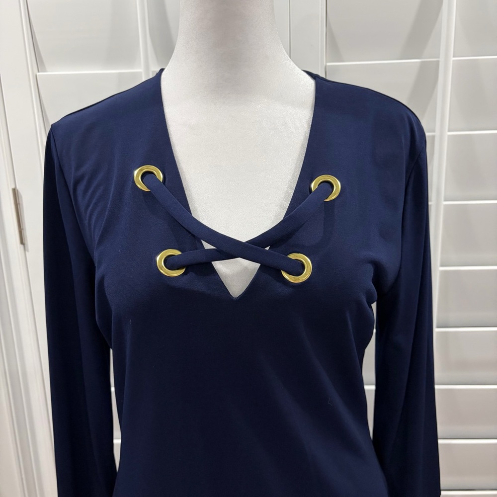 Michael Kors Lace Up Bell Sleeve Stretch Cocktail Dress in True Navy (M) - Picture 5 of 9